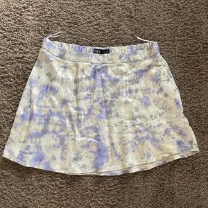 Zara mini skirt with elastic waist, size large